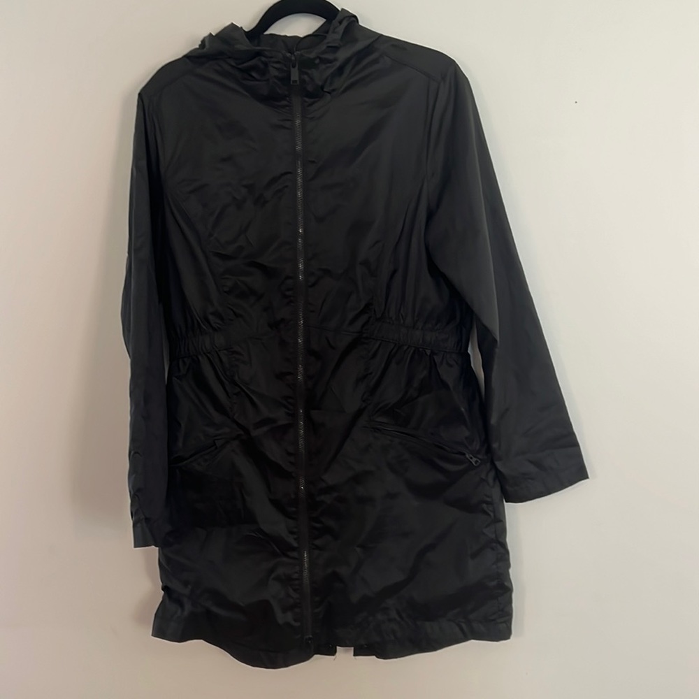 Ladies hooded lightweight jacket